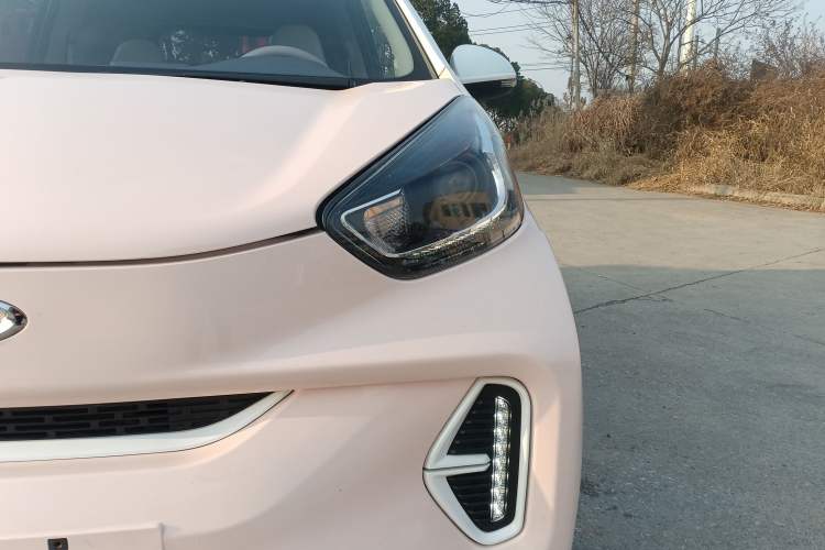 Used Chery Little Ant 2022 Me 301km Romance Phosphate Lithium-Iron