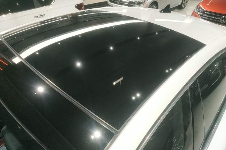 Used Volkswagen Lamando 2023 Lavida L 280TSI DSG Cool & Spicy Edition