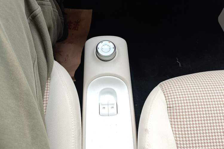 Used Wuling Hongguang MINIEV 2024 3rd Generation 215km Advanced Version