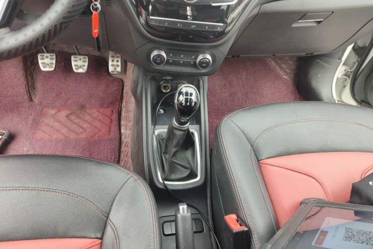 Used Haval H1 2016 Revised Version Blue Badge 1.5L Manual Luxury Edition
