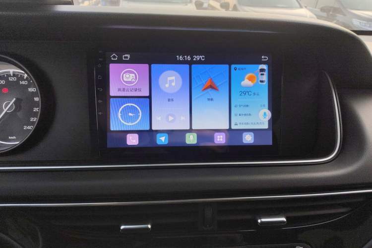 Used GAC Trumpchi M6 2021 270T DCT Elite Edition (7-seater)
