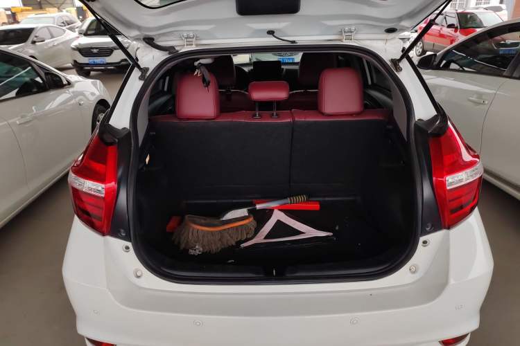 Used Toyota YARiS L 2022 X-Trail 1.5L CVT Leading PLUS Edition