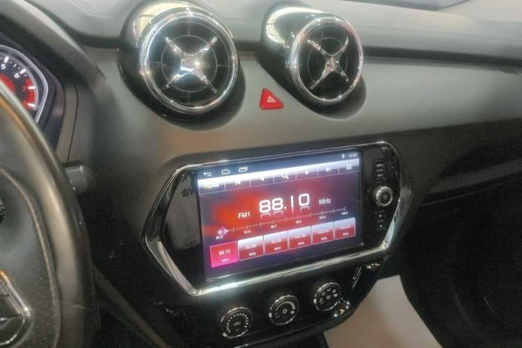 Used Soueast DX3 2016 1.5T CVT Flagship Model
