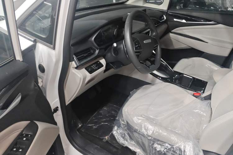 Used SAIC MAXUS G50 2024 PLUS 1.5T Happiness-Recommended Automatic Glory Edition
