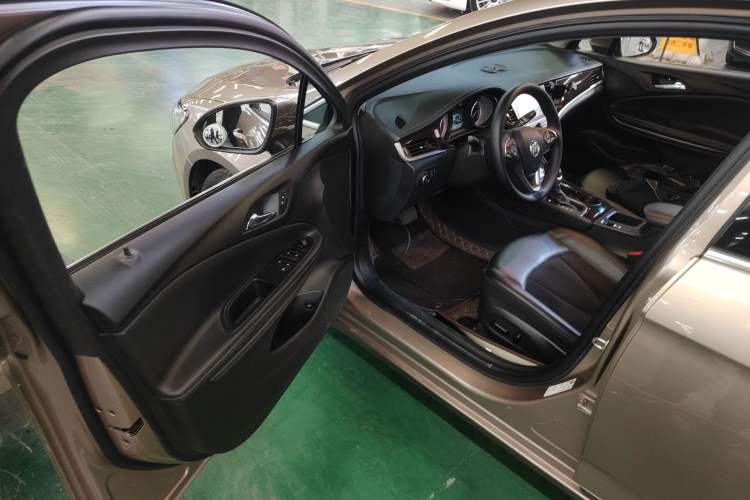 Used Buick Verano 2019 Sedan 20T Dual-Clutch Elite Model
