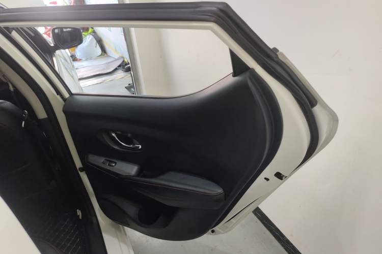 Used Nissan Lannia 2016 1.6L CVT Smart Cool Edition
