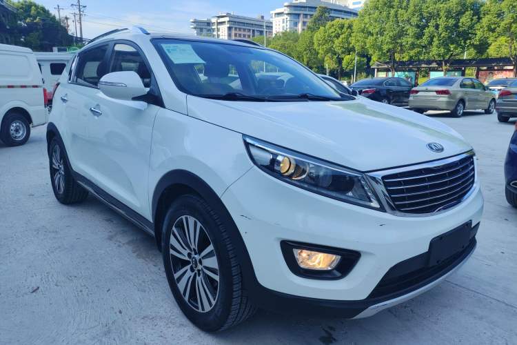 Used Kia Sportage R 2015 2.0L Automatic Two-Wheel Drive DLX Model