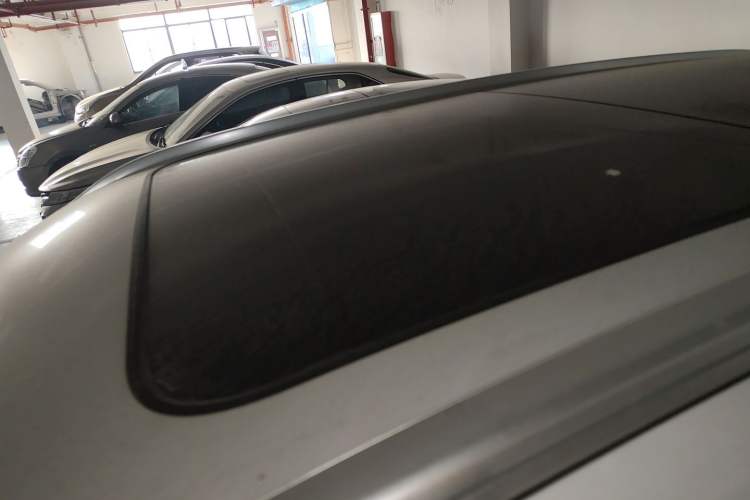 Used Wey VV6 2018 2.0T Two-Wheel-Drive Ultra-Luxury Version China V Standard