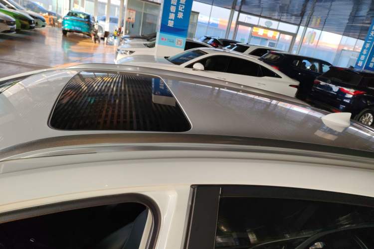 Used Buick Excelle GX 2018 18T Automatic Elite Model
