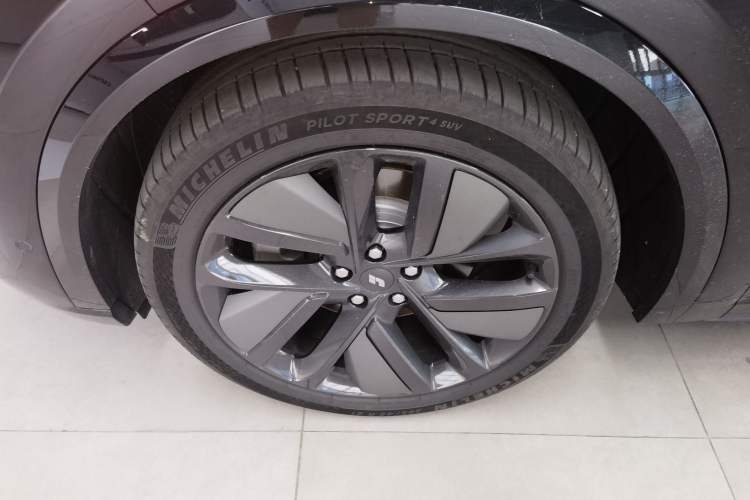 Used Li Auto L9 2024 Ultra Model
