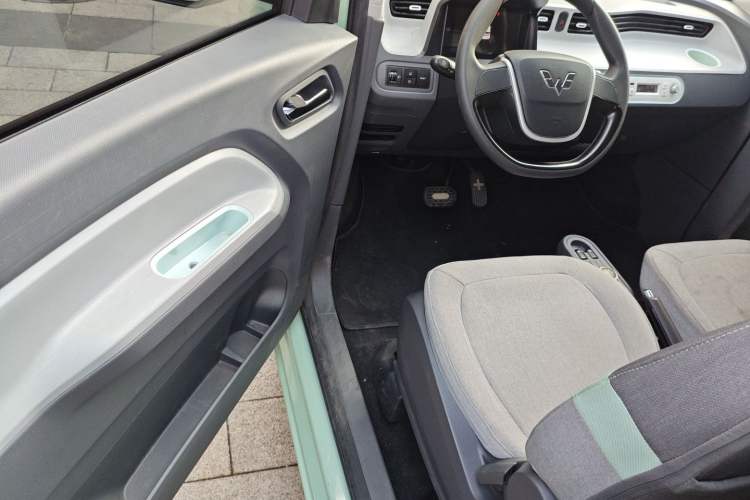 Used Wuling Hongguang MINIEV 2022 Macaron Premium Model – Lithium Iron Phosphate
