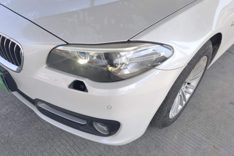 Used BMW 5 Series 2014 525Li Leading Model
