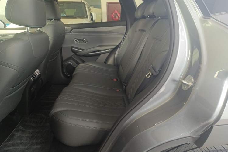 Used BYD Song L DM-i 2025 Intelligent Driving Version 160 km Beyond-Range Type
