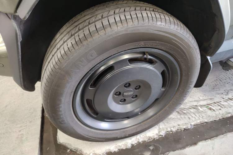 Used  V23 2025 550 Two-Wheel Drive Intelligent Driving Version
