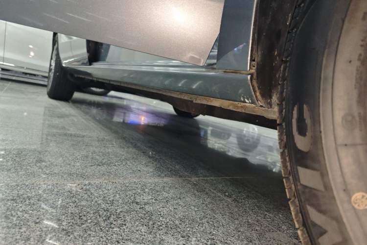 Used Buick GL8 2021 Land Cruiser Executive Class 652T Comfort Model
