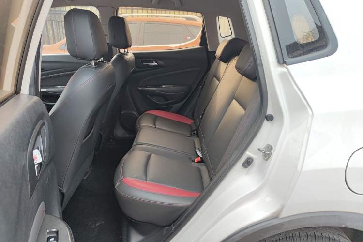 Used Changan CS15 2017 1.5L Automatic Luxury Model with Sunroof
