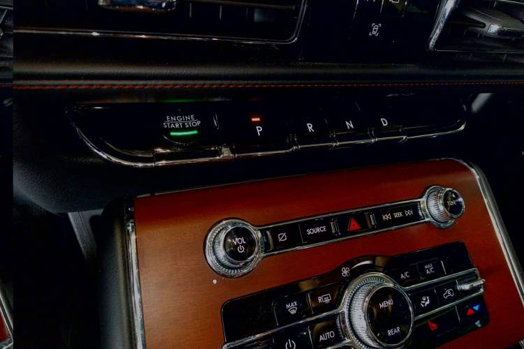 Used Lincoln Aviator 2023 3.0T V6 Four-Wheel Drive Luxury Cruise Version Six Seats