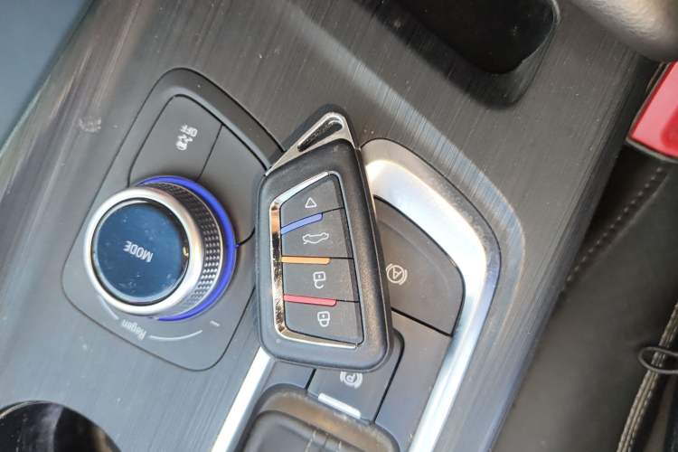 Used Buick Velite 6 2023 430km Range Commuter Version
