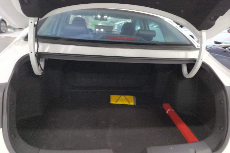 Used Changan Eado 2025 Blue Whale 1.5T 500Bar Prestige Model
