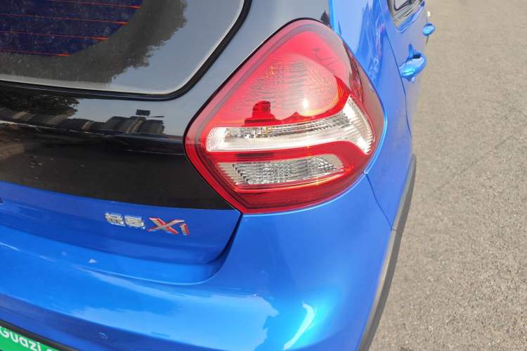 Used Geely Auto Vision X1 2017 1.3L Automatic Player Edition
