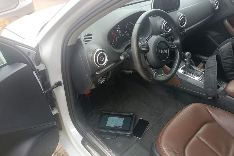 Used Audi A3 2014 Limousine 35 TFSI Automatic Comfort Model
