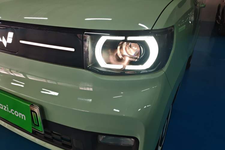 Used Wuling Hongguang MINIEV 2022 Macaron Premium Model – Lithium Iron Phosphate