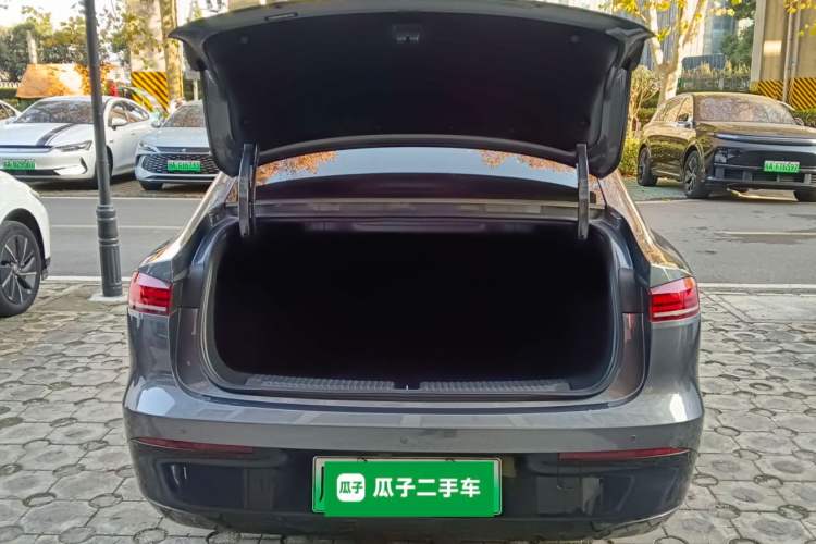 Used Roewe D6 2025 450 km Premium Edition
