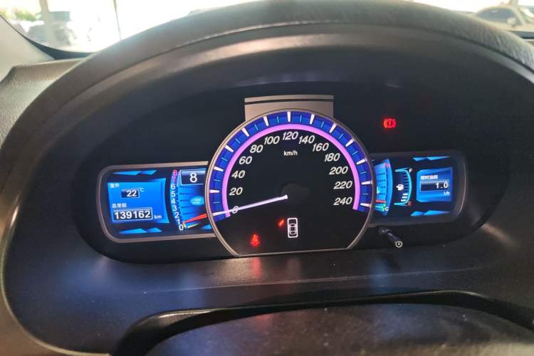 Used BYD S6 2014 2.0L Manual Luxury 5-Seater