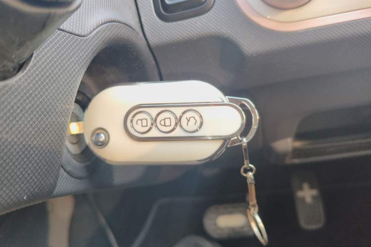 Used Wuling Hongguang MINIEV 2022 Macaron Premium Model – Lithium Iron Phosphate