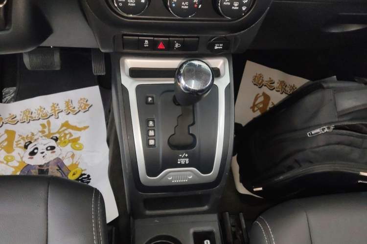 Used  Compass 2014 Revised Version 2.4L Four-Wheel Drive Comfort Edition
