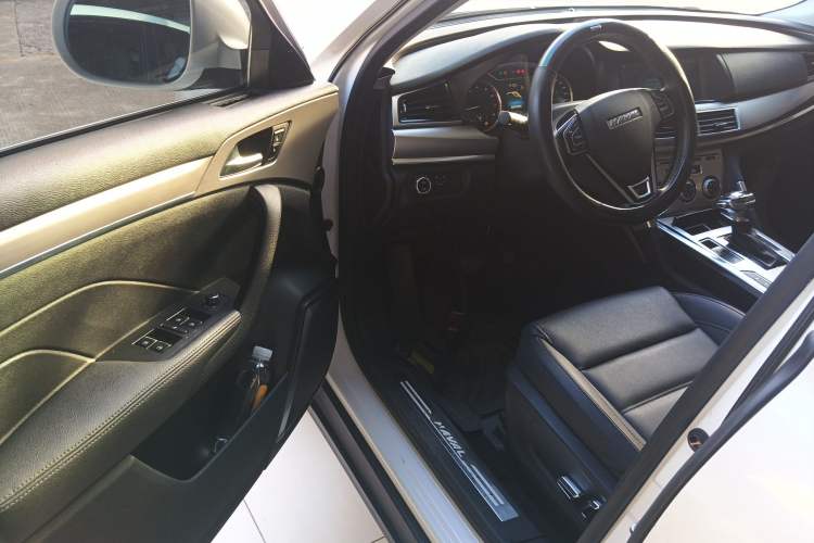 Used Haval H7 2016 Blue-Label H7 2.0T Automatic Luxury Model