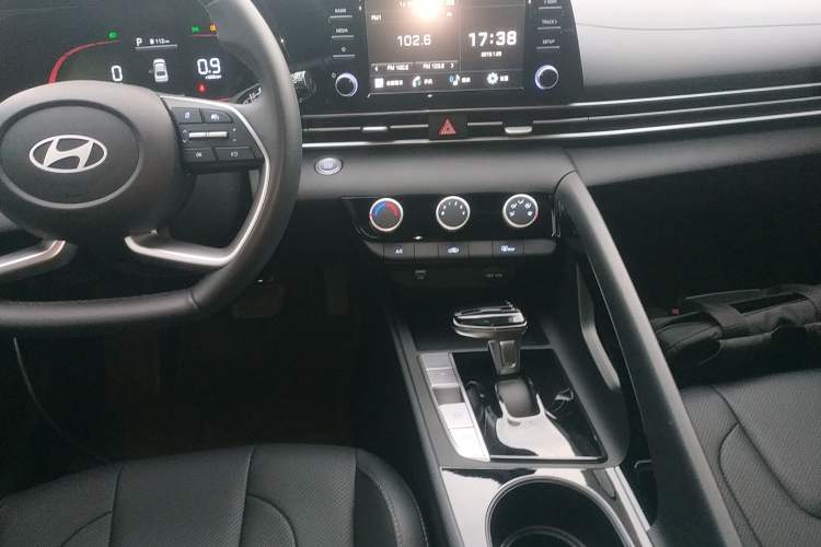 Used Hyundai Elantra 2023 1.5L CVT GLX Elite Edition