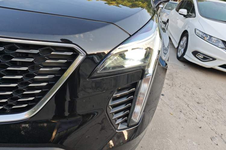 Used Cadillac XT4 2022 28T Two-Wheel Drive Fashion Edition