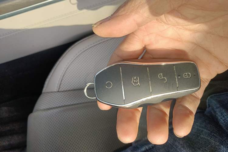 Used BYD Han 2025 EV with 701 km of Laser Radar-Enabled Intelligent Driving