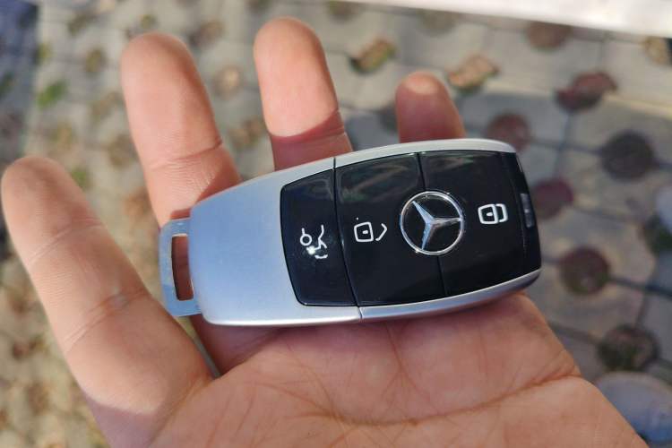 Used Mercedes-Benz E-Class 2015 Revised E 260 L
