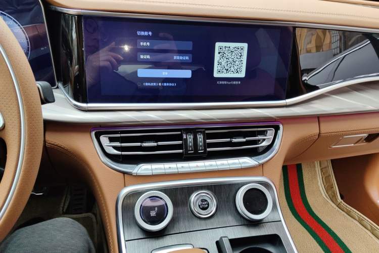 Used Hongqi H9 2023 2.0T Smart Connect Flagship Edition
