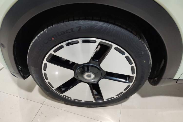 Used  #5 2024 Ultra-Long Range Extraordinary Journey Luxury Edition