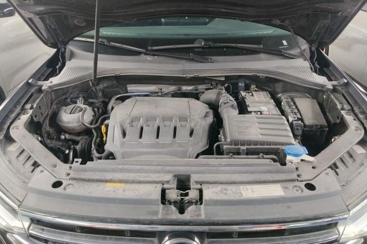 Used Volkswagen Tiguan L 2022 330TSI Automatic Two-Wheel Drive R-Line Enhanced Edition
