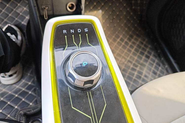 Used Oshan Benni E-Star 2022 Qingxin Edition Colorful Model Lithium-NMC
