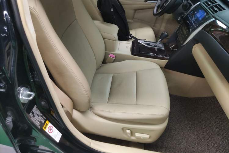 Used Toyota Camry 2015 2.0G Premier Edition