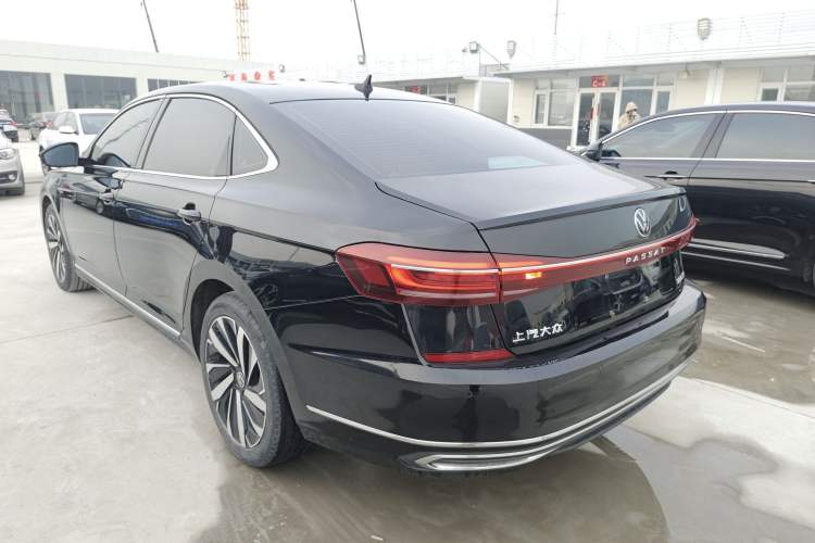 Used Volkswagen Passat 2022 330TSI Starry Elite Edition
