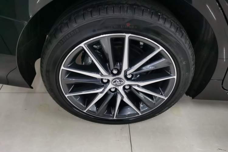 Used Toyota Camry 2023 2.5G Luxury Edition
