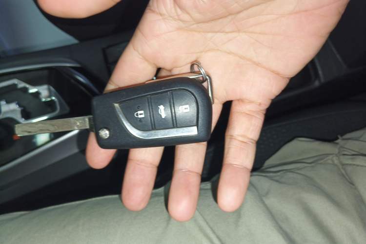 Used Toyota Corolla 2017 Revised Version 1.2T S-CVT GL
