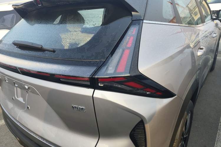 Used Geely Auto Emgrand X7 Sport 2026 Model 1.5TD Aspirational