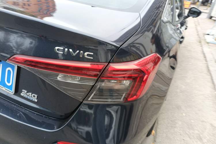 Used Honda Civic 2022 240TURBO CVT Dynamic Edition
