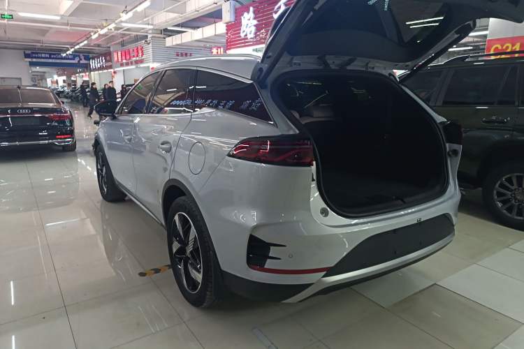 Used BYD Tang New Energy 2024 DM-i Glory Edition 112KM Prestige Model
