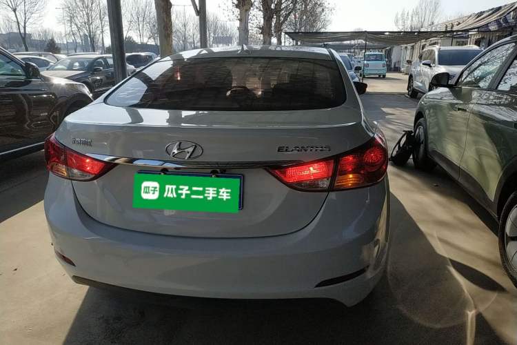 Used Hyundai Elantra 2015 1.6L Automatic Leading Model
