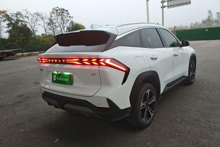 Used  L7 2024 1.5T 115 km PLUS Dragon Edition