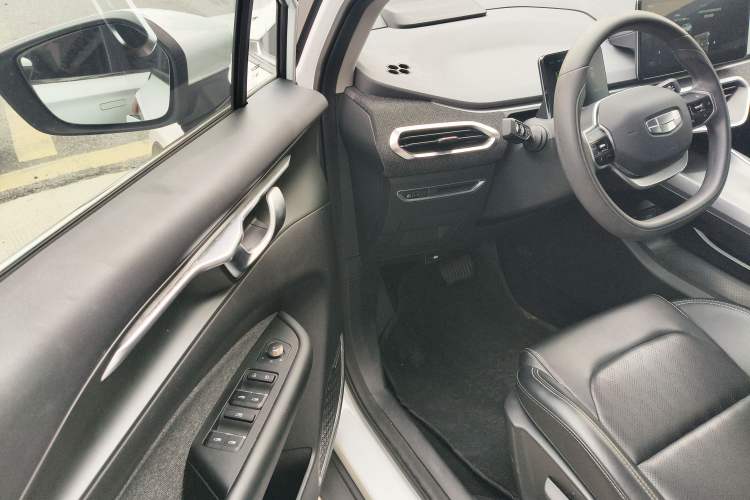 Used Geometry C 2022 Blueberry C400
