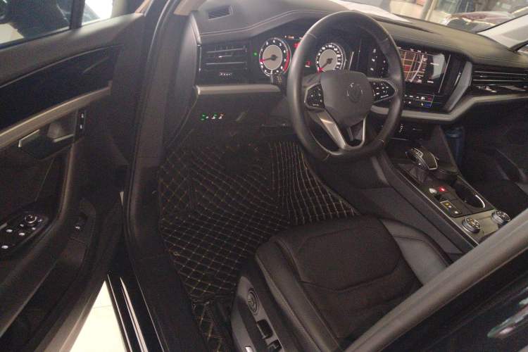 Used Volkswagen Touareg 2021 2.0 TSI Flagship Special Edition